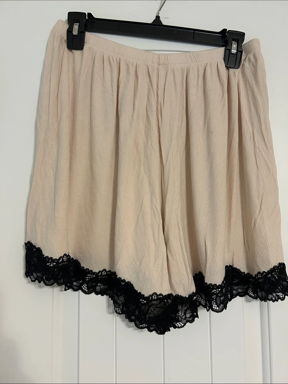 aerie Blush Beige Lounge Shorts with Black Lace Hem